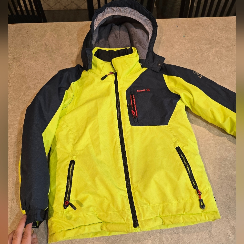 Kamik size 7 snow jacket